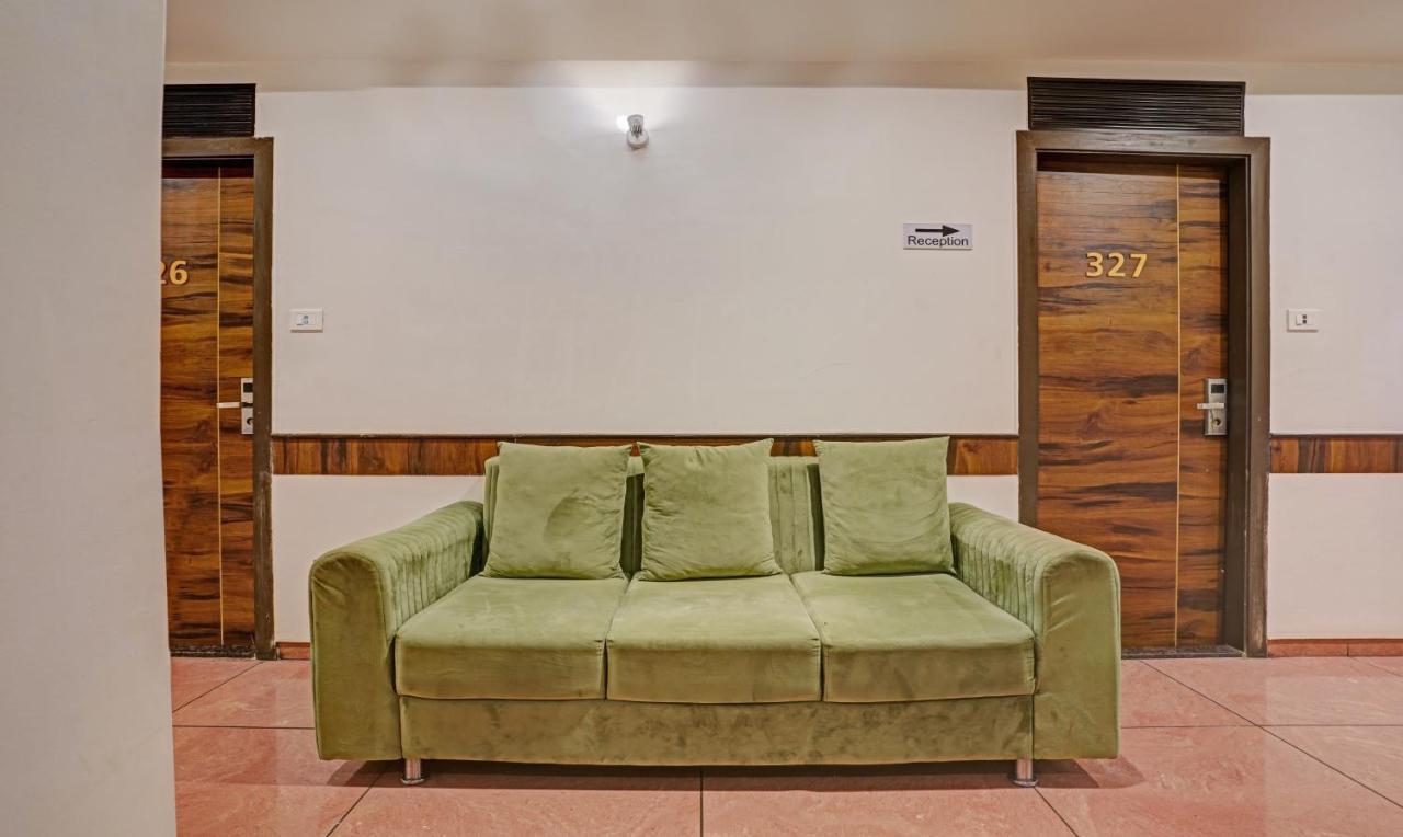 Hotel Bkc Mannat Mumbai Exteriör bild