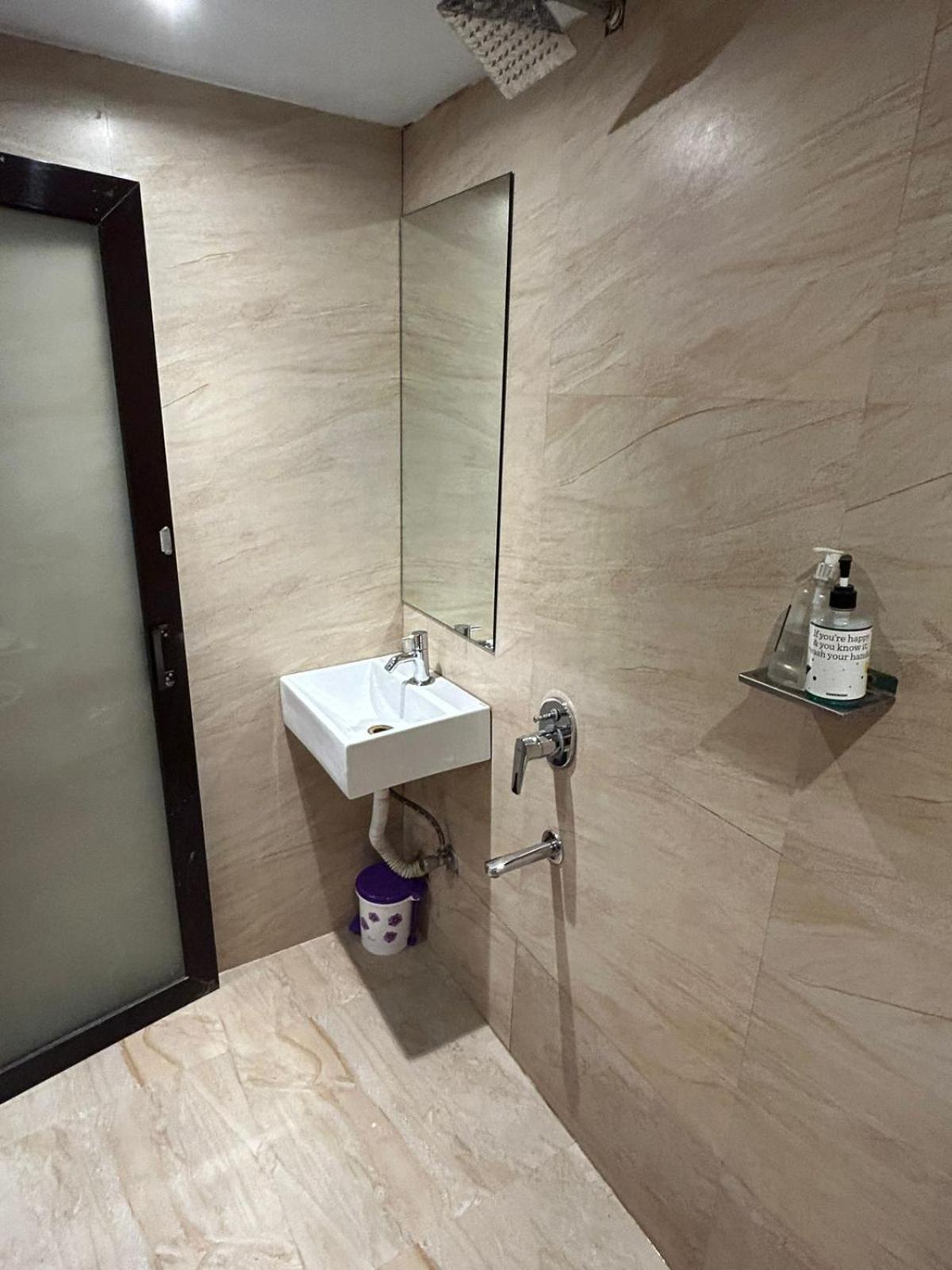 Hotel Bkc Mannat Mumbai Exteriör bild