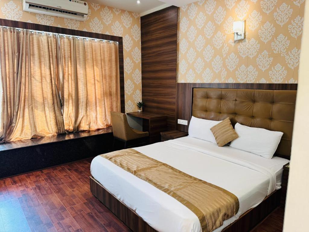 Hotel Bkc Mannat Mumbai Exteriör bild
